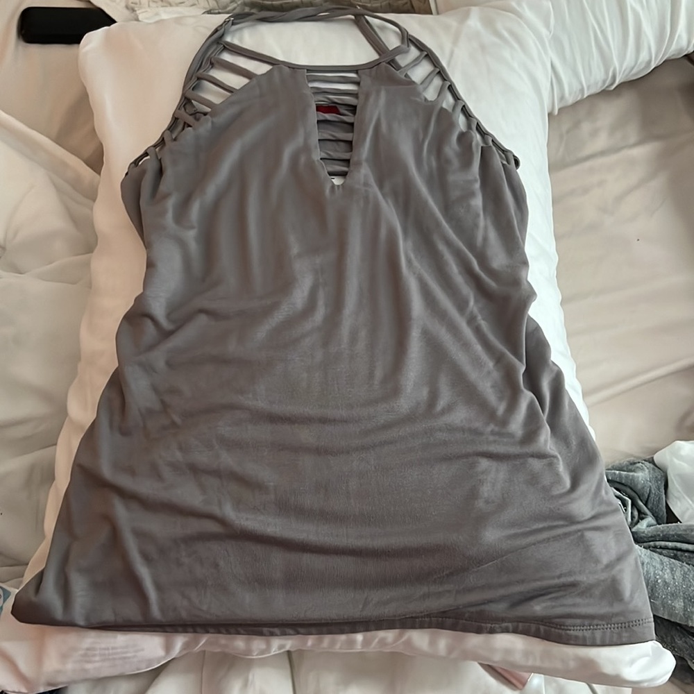 Buckle strapped slinky top. NWT. Sz medium.